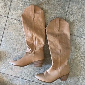 Billini Urson Cowboy Boots size 8